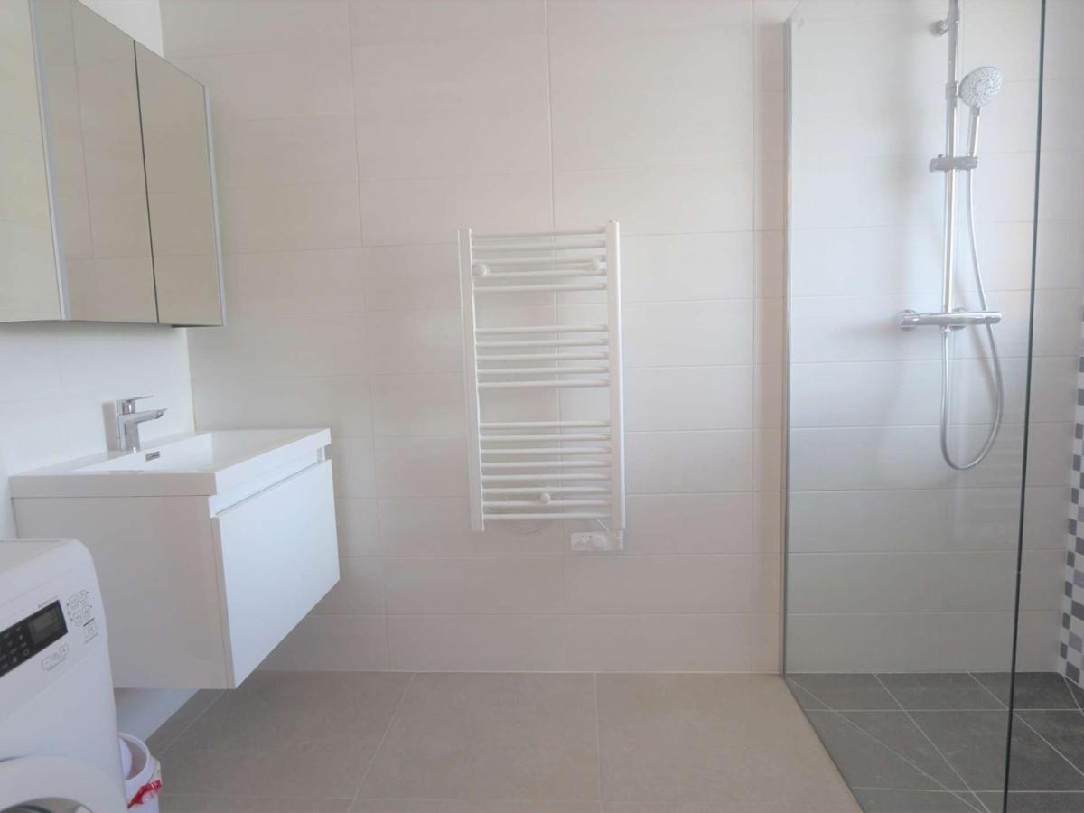 Duplex Lumineux A Benodet: Plage Et Thalasso A Pied, Terrasse, Parking Et Abri Velo Inclus - Fr-1-481-117 Екстериор снимка